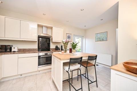 2 bedroom semi-detached house for sale, Apperley Gardens, Apperley Bridge