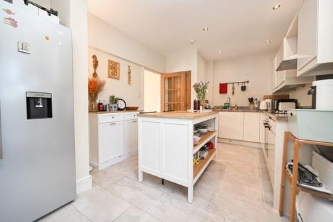 2 bedroom semi-detached house for sale, Apperley Gardens, Apperley Bridge