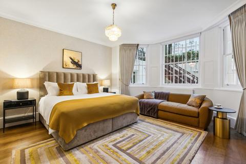 undefined, Holland Park, London
