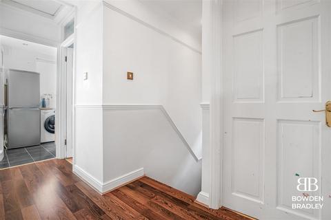 20 Walden Way, Ilford, IG6 3BH
