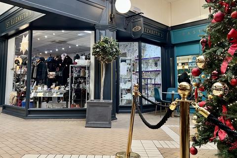 Shop to rent, 7 Florence Walk, Bishop`s Stortford, Hertfordshire