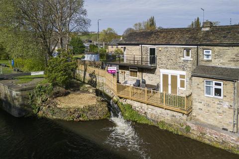 2 bedroom semi-detached house for sale, Park Road, Elland