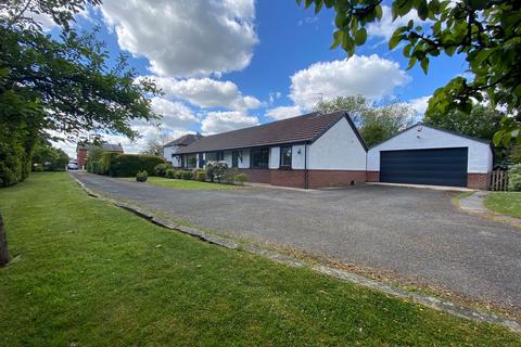 3 bedroom detached bungalow for sale, Chapel Lane, New Longton, Preston, PR4