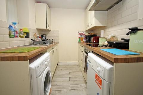 2 bedroom terraced house for sale, Hyfrydle Road, Caernarfon LL54