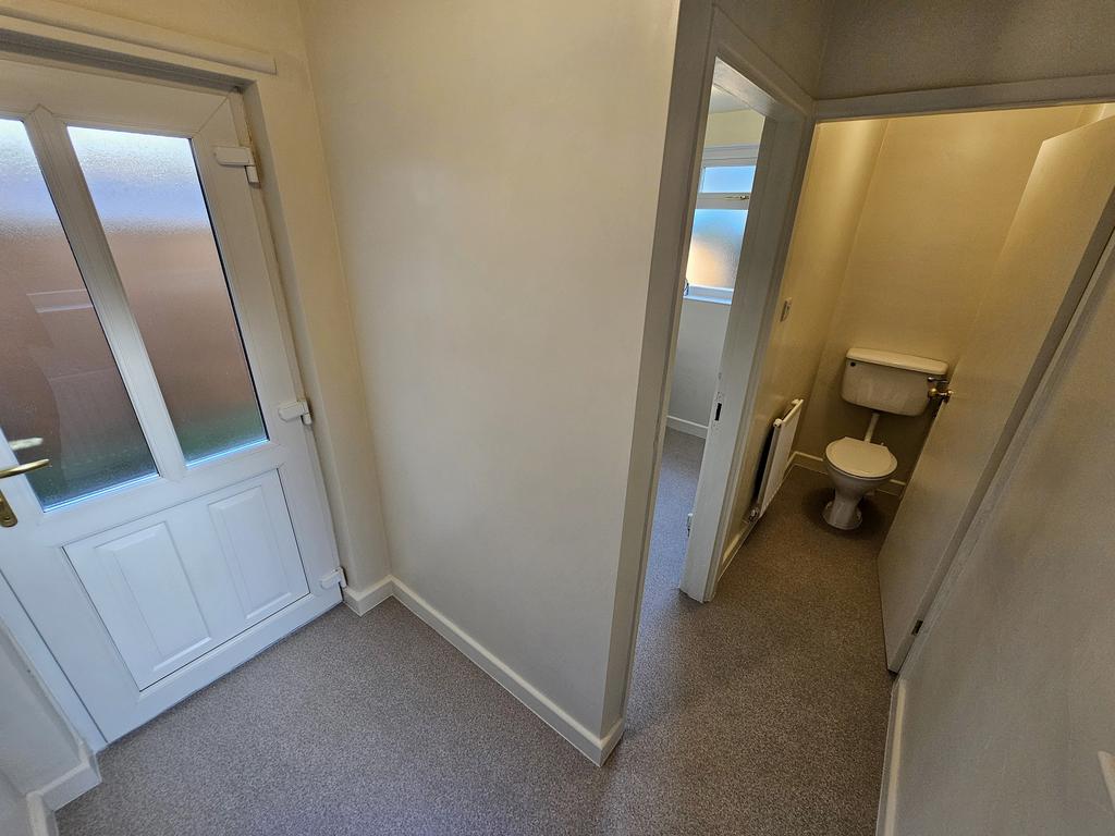 Rear Hallway &amp; WC