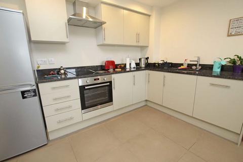 1 bedroom flat to rent, Orchard Road, Richmond TW9