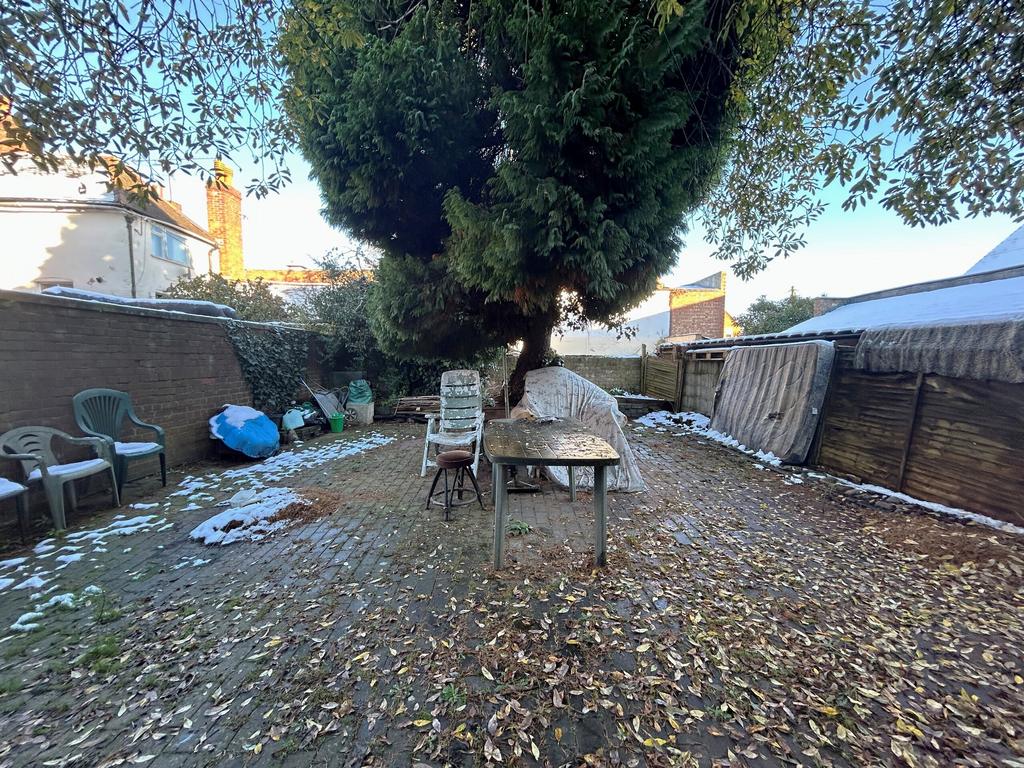 Rear courtyard