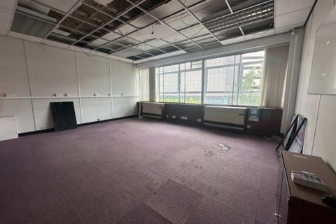 Office to rent, 84 Vaughan Way Leicester LE1 4SH