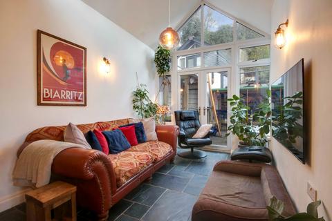 14 Higher Slade, Ilfracombe, EX34 8LJ
