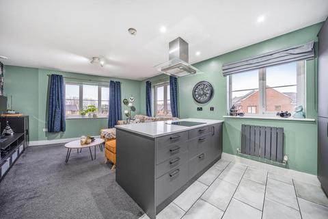 2 bedroom flat for sale, Basingstoke,  Hampshire,  RG24