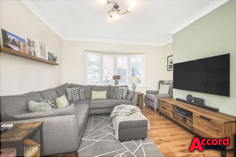 3 bedroom semi-detached house for sale, Clitheroe Road, Romford, RM5