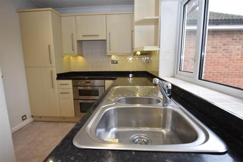 1 bedroom flat to rent, Austins Mead, Bovingdon, Hemel Hempstead