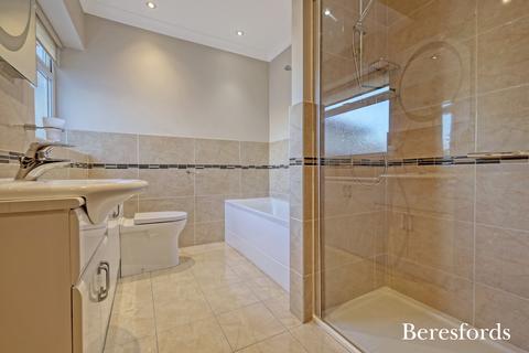 2 Acacia Gardens, Upminster, RM14 1HS