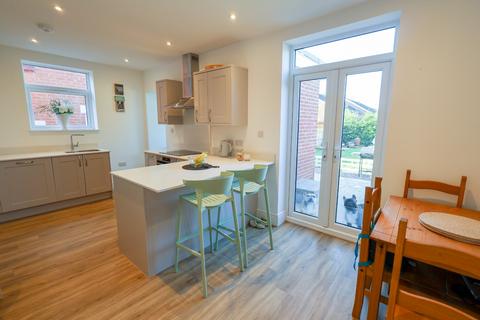 3 bedroom semi-detached house for sale, Refurbished Semi, Wimpson Lane, Southampton