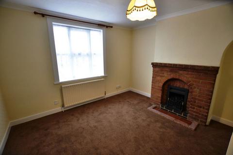 3 bedroom semi-detached house to rent, Royston, Hertfordshire