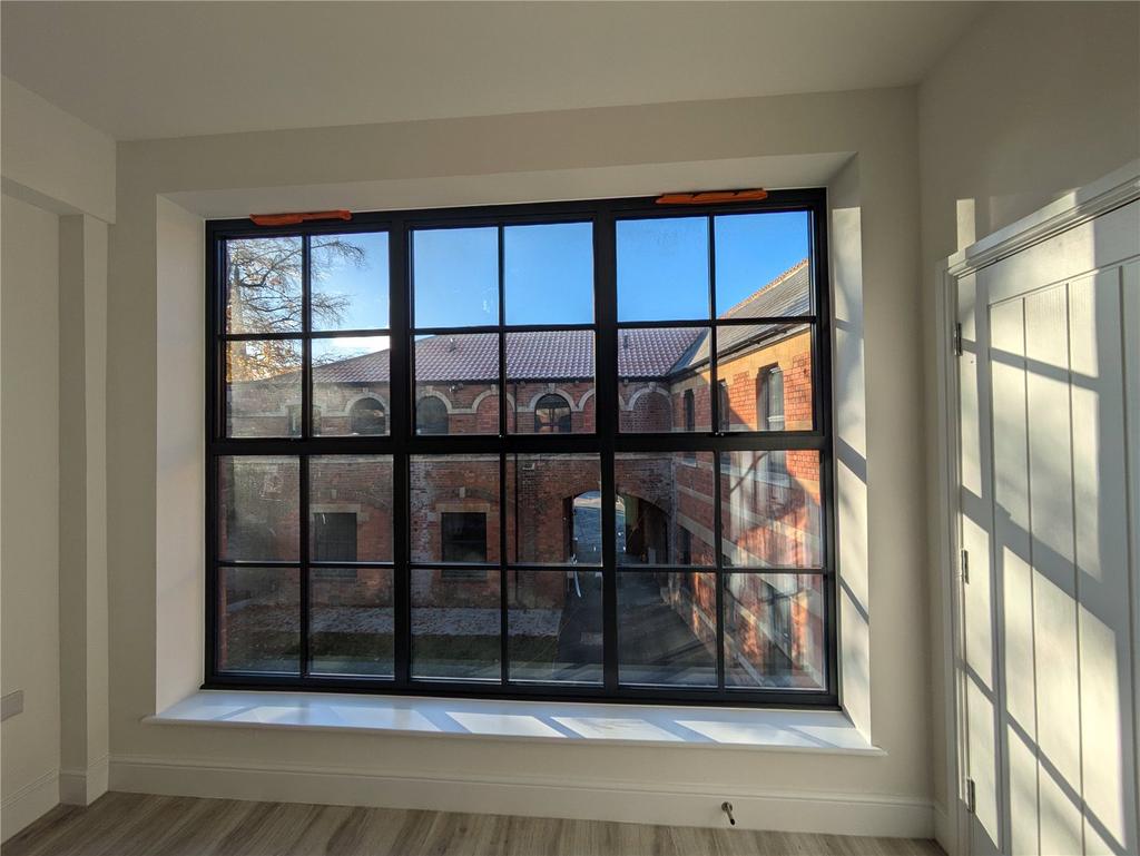 Feature Window