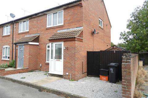 2 bedroom end of terrace house to rent, Thornford Drive, Swindon SN5