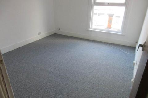 1 bedroom flat to rent, Hartington Road, Southend On Sea