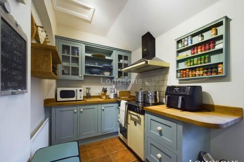 7 The Crescent, Swaffham, PE37 7QZ