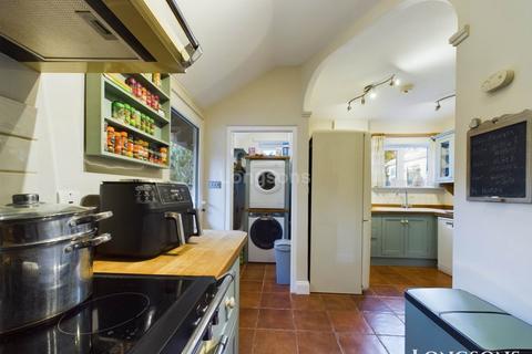7 The Crescent, Swaffham, PE37 7QZ