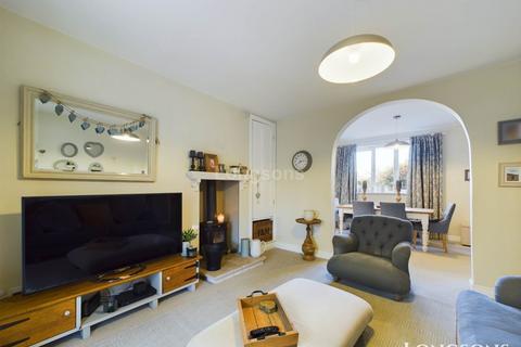7 The Crescent, Swaffham, PE37 7QZ