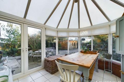 7 The Crescent, Swaffham, PE37 7QZ