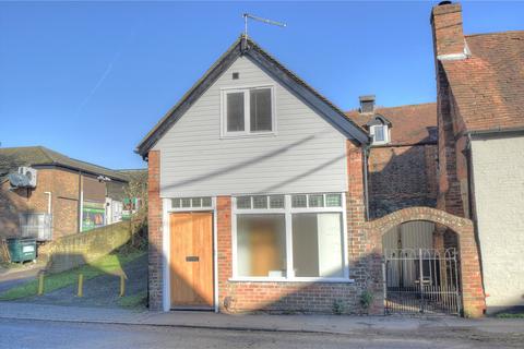 2 bedroom flat for sale, Sussex Road, Petersfield, Hampshire