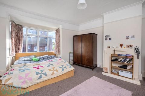 4 bedroom terraced house to rent, Mafeking Road, Brighton BN2