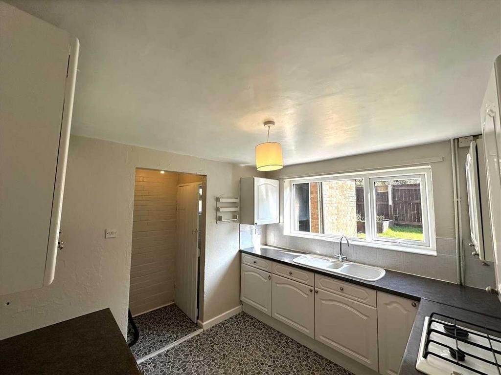 Entrance hall:
