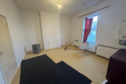 1 bedroom flat to rent, Caldmore Road, Walsall WS1