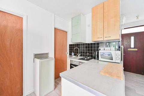 2 bedroom flat to rent, Hodister Close, Camberwell, London, SE5