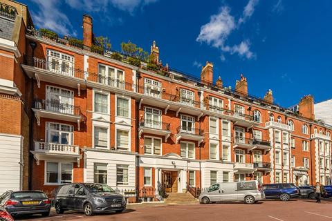 3 bedroom flat to rent, Rutland Court, Knightsbridge, London, SW7