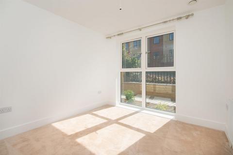 1 bedroom flat to rent, Rosewood Heights, Dover