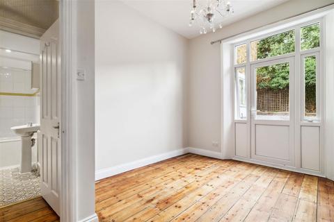 1 bedroom flat to rent, Lambert Road, SW2