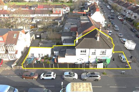 undefined, Northborough Road (R), London SW16