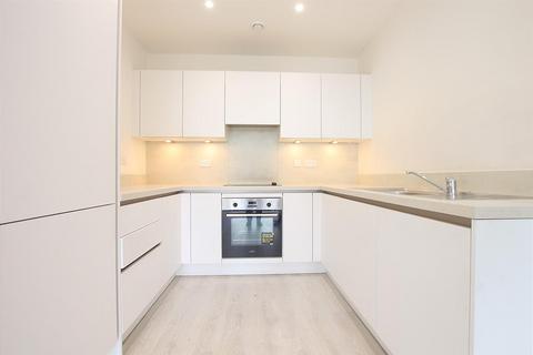 2 bedroom apartment to rent, Alexandra Road, Hounslow TW3