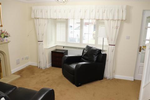 2 bedroom link detached house for sale, Gilpin Crescent, Pelsall