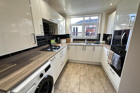 3 bedroom end of terrace house for sale, Folkestone Road East, Clayton, Manchester