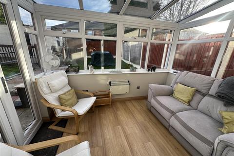 3 bedroom end of terrace house for sale, Folkestone Road East, Clayton, Manchester