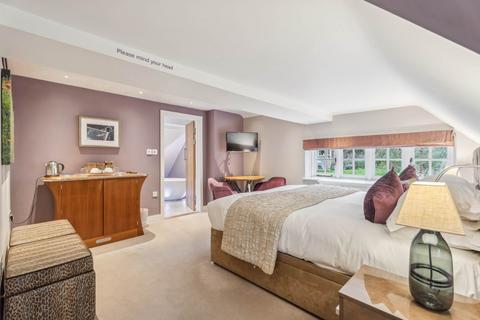 6 bedroom detached house for sale, Henley Road, Marlow SL7