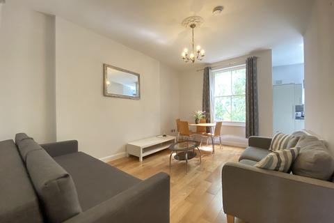 2 bedroom apartment to rent, Sutherland Avenue, Warwick Avenue W9