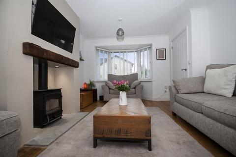 15 Lansdowne Close, Ramsbottom, Bury, BL0 9WE