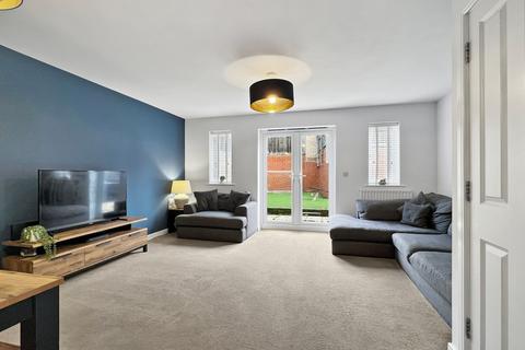 3 bedroom detached house for sale, Bamboo Crescent, Braintree, CM7