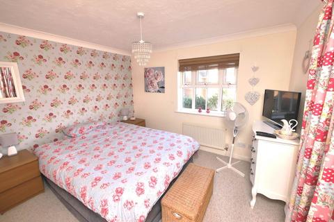 7 Brussels Close, Harwich, CO12 3SF