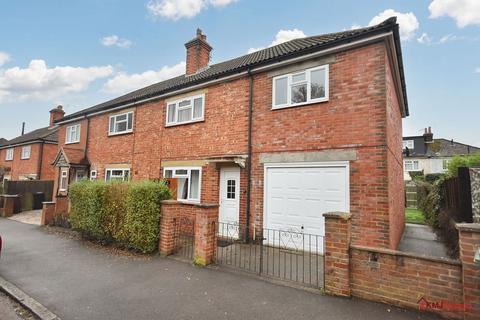 3 bedroom semi-detached house to rent, Bowen Road, Tunbridge Wells, TN4 8ST