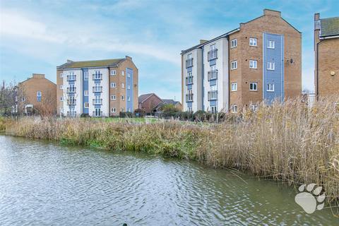 2 bedroom apartment for sale, Clenshaw Path, Basildon SS14