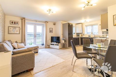 2 bedroom apartment for sale, Clenshaw Path, Basildon SS14