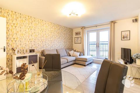 2 bedroom apartment for sale, Clenshaw Path, Basildon SS14