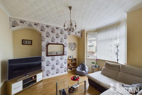 3 bedroom end of terrace house for sale, Sherburn Street, Hull