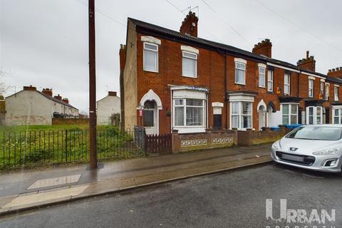 3 bedroom end of terrace house for sale, Sherburn Street, Hull